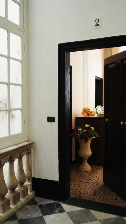 Palazzo Zecchino B&B ジェノヴァ エクステリア 写真
