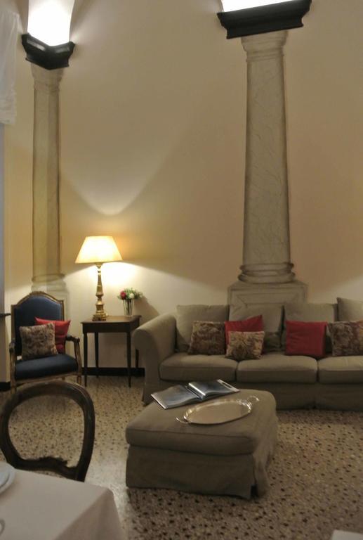 Palazzo Zecchino B&B ジェノヴァ エクステリア 写真