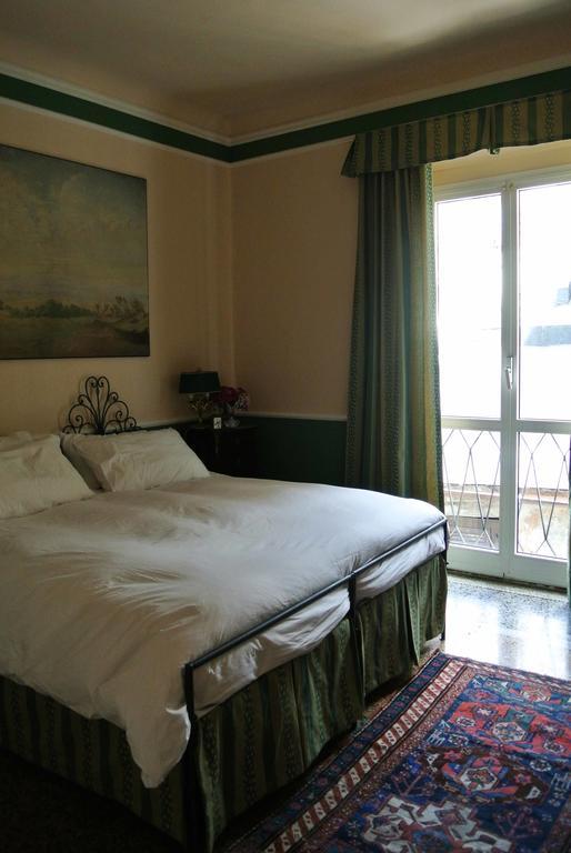 Palazzo Zecchino B&B ジェノヴァ エクステリア 写真