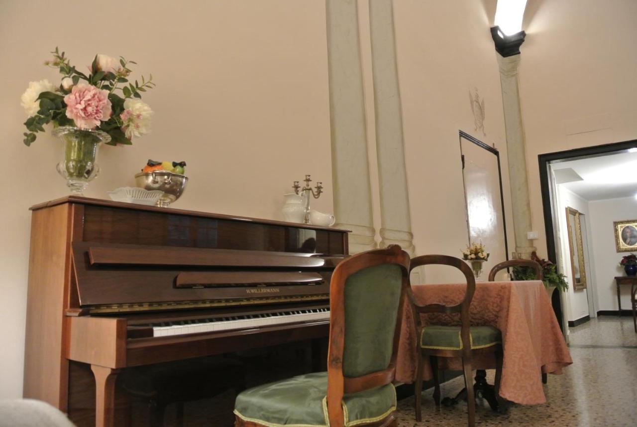 Palazzo Zecchino B&B ジェノヴァ エクステリア 写真